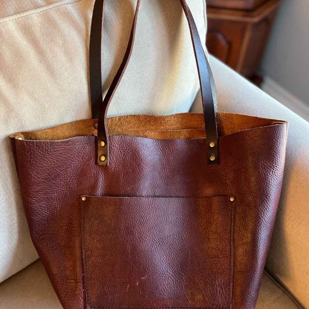 Elegant Brown Leather Tote Bag